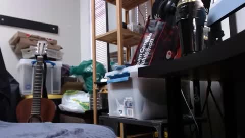 sliderguy699 online show from 26, 2, 2025