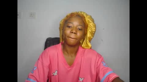 Snapshot of slim_ebonypet chatting on 13, 7, 2026 Crystal online show from 13, 7, 2026
