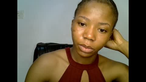 Snapshot of slim_ebonypet chatting on 18, 7, 2026 Crystal online show from 18, 7, 2026