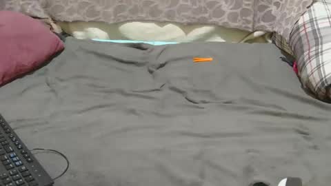 slim_girl01 online show from 17, 4, 2026