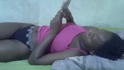 Snapshot of slim_girl3 chatting on 28, 2, 2025 slim_girl3 online show from 28, 2, 2025