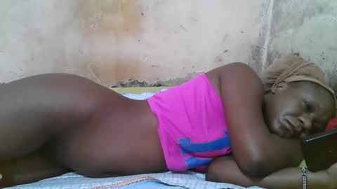 slim_girl3 online show from 15, 7, 2026