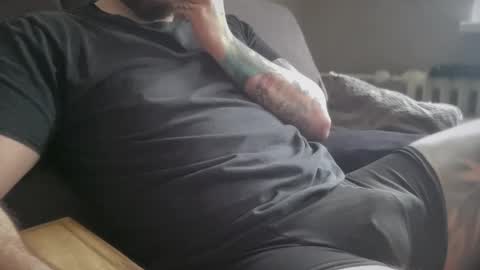 just chillin online show from 30, 10, 2025