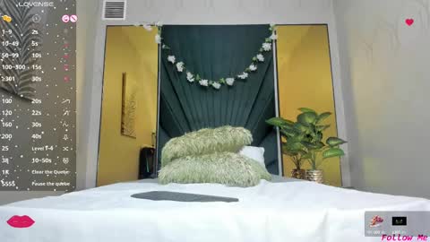 Snapshot of slut_milf4u chatting on 16, 2, 2025 Paola online show from 16, 2, 2025