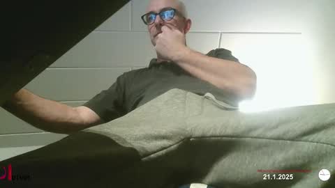 Snapshot of slutiam chatting on 21, 1, 2025 SLUTIAM online show from 21, 1, 2025