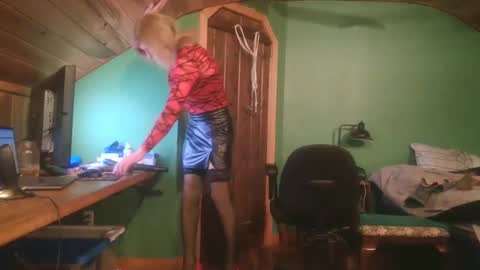 Snapshot of slutjennifertransxx chatting on 31, 10, 2025 slutjennifertransxx online show from 31, 10, 2025