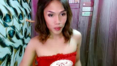 Snapshot of slutqueen_raz chatting on 25, 6, 2026 Raz online show from 25, 6, 2026