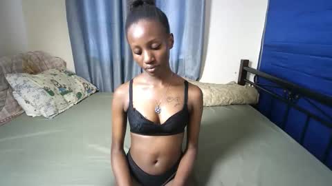 slutty_baddie online show from 28, 11, 2025