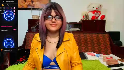 Snapshot of slutty_milf_bitch chatting on 2, 11, 2025 Ana online show from 2, 11, 2025