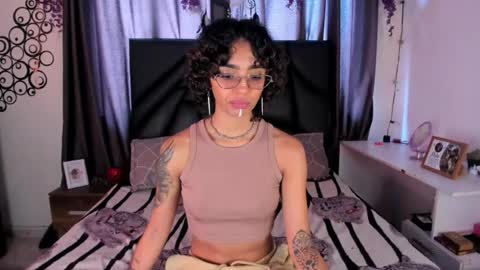 slutty_venus7 online show from 2, 8, 2026
