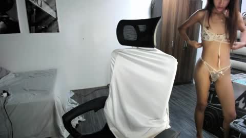 Fansly SluttyKaye -DONT FORGET TO FOLLOW AND THUMBS UP online show from 8, 4, 2026