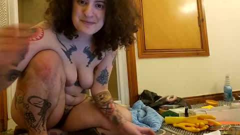 SluttySuzie17 online show from 4, 5, 2026