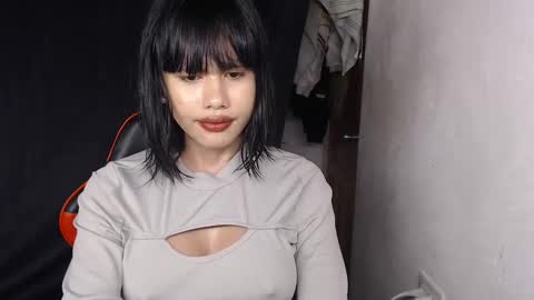 Snapshot of sluttysweet_jennifer chatting on 19, 12, 2025 Jennifer online show from 19, 12, 2025