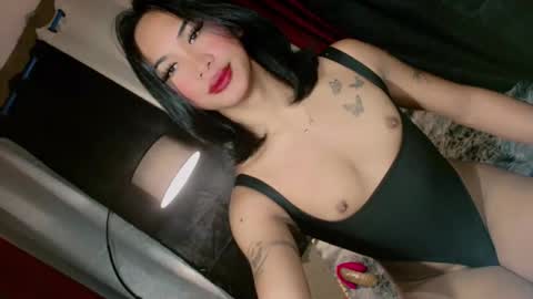 Snapshot of slutxcums_martel69 chatting on 29, 10, 2025 slutxcums_martel69 online show from 29, 10, 2025