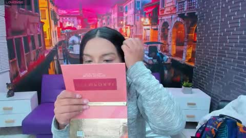 Snapshot of small__naughty chatting on 11, 11, 2025 Mariana Torres online show from 11, 11, 2025