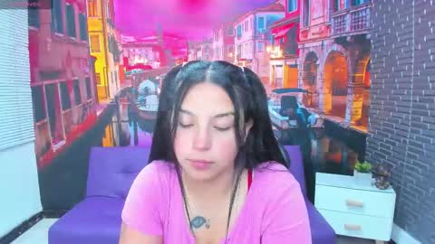 Snapshot of small__naughty chatting on 3, 12, 2025 Mariana Torres online show from 3, 12, 2025