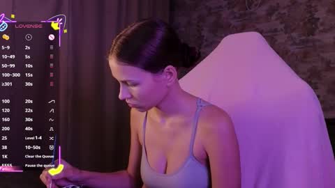 Emma online show from 28, 11, 2025