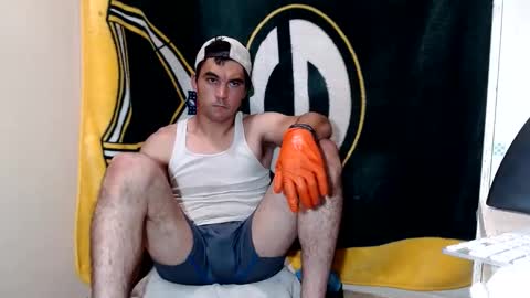 Snapshot of small_wood21 chatting on 9, 9, 2025 small wood21 online show from 9, 9, 2025