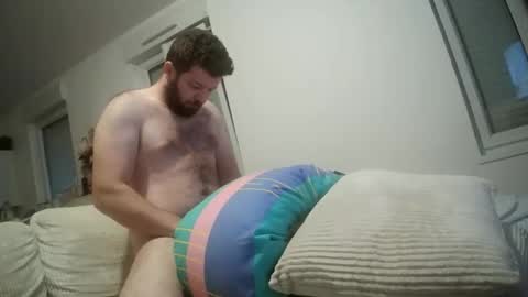 Snapshot of smallcock2850 chatting on 13, 10, 2025 smallcock2850 online show from 13, 10, 2025