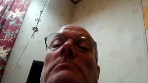 Snapshot of smallcock66kkk chatting on 25, 12, 2024 smallcock66kkk online show from 25, 12, 2024