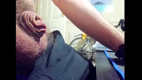 Small Hairy Uncut online show from 17, 7, 2026