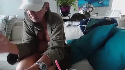 Daddy online show from 11, 1, 2025