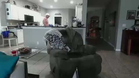 Daddy online show from 14, 2, 2025