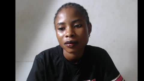 smallsluty online show from 22, 6, 2026