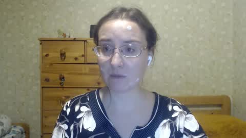 Snapshot of smart_rose chatting on 11, 1, 2025 smart_rose online show from 11, 1, 2025