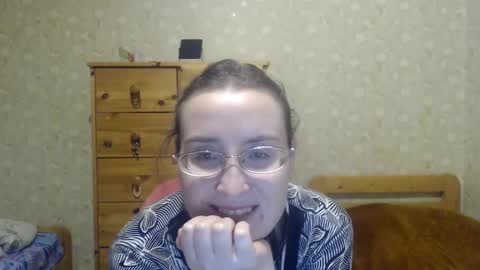 Snapshot of smart_rose chatting on 11, 2, 2025 smart_rose online show from 11, 2, 2025