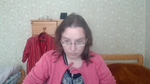Snapshot of smart_rose chatting on 5, 3, 2025 smart_rose online show from 5, 3, 2025