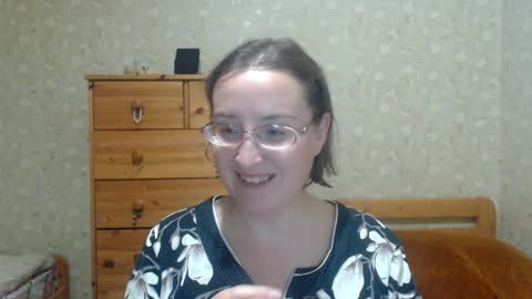 Snapshot of smart_rose chatting on 2, 10, 2025 smart_rose online show from 2, 10, 2025