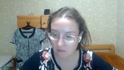 Snapshot of smart_rose chatting on 13, 10, 2025 smart_rose online show from 13, 10, 2025