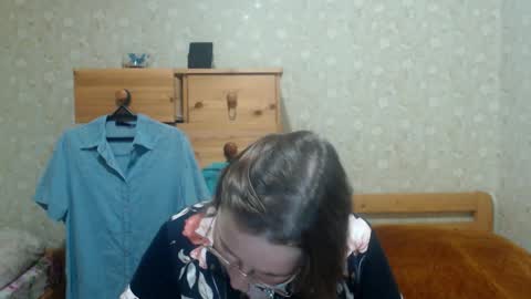 Snapshot of smart_rose chatting on 28, 10, 2025 smart_rose online show from 28, 10, 2025