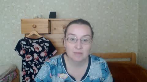 Snapshot of smart_rose chatting on 1, 11, 2025 smart_rose online show from 1, 11, 2025