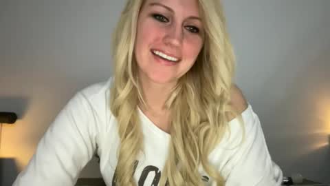 Snapshot of smexxii93 chatting on 14, 1, 2026 smexxii93 online show from 14, 1, 2026