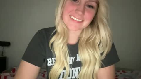 Snapshot of smexxii93 chatting on 12, 2, 2026 smexxii93 online show from 12, 2, 2026