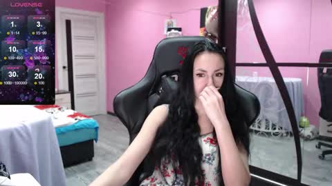 smile_cute_fox online show from 14, 11, 2025