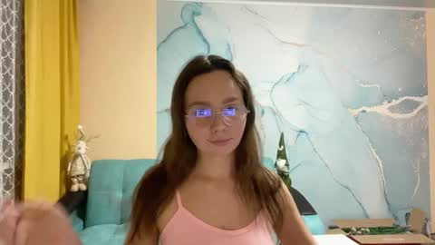 Snapshot of smiling_riddle chatting on 18, 12, 2024 smiling_riddle online show from 18, 12, 2024