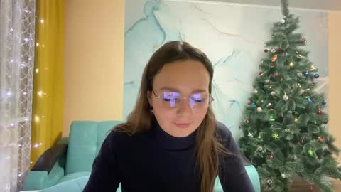 Snapshot of smiling_riddle chatting on 20, 12, 2024 smiling_riddle online show from 20, 12, 2024