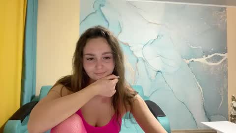 Snapshot of smiling_riddle chatting on 10, 2, 2025 smiling_riddle online show from 10, 2, 2025