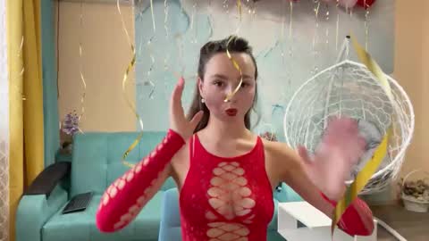 Snapshot of smiling_riddle chatting on 8, 11, 2025 smiling_riddle online show from 8, 11, 2025