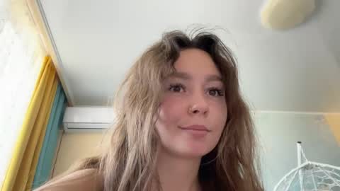 Snapshot of smiling_riddle chatting on 5, 5, 2026 smiling_riddle online show from 5, 5, 2026