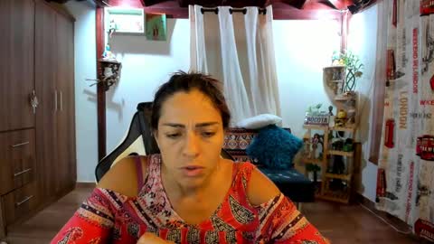 Snapshot of smilingsalor chatting on 7, 10, 2025 SmilingSalor online show from 7, 10, 2025