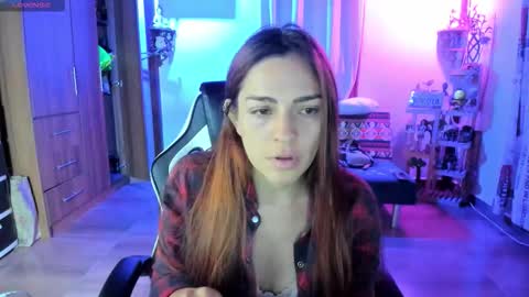 Snapshot of smilingsalor chatting on 8, 10, 2025 SmilingSalor online show from 8, 10, 2025