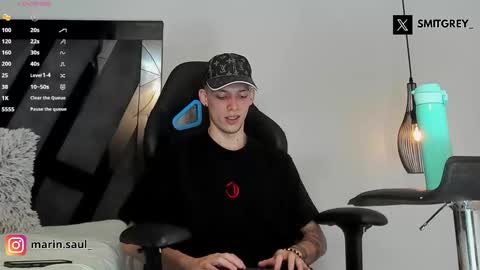 Snapshot of smitgrey chatting on 13, 12, 2025 SMIT online show from 13, 12, 2025