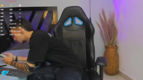 Snapshot of smitgrey chatting on 22, 4, 2026 SMIT online show from 22, 4, 2026