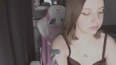 Snapshot of smokykira chatting on 3, 2, 2026 Kira online show from 3, 2, 2026