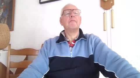 Snapshot of smoothy5460 chatting on 22, 10, 2025 smoothy5460 online show from 22, 10, 2025