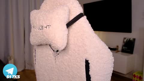 Snapshot of smthwrong chatting on 9, 1, 2025 smthwrong online show from 9, 1, 2025